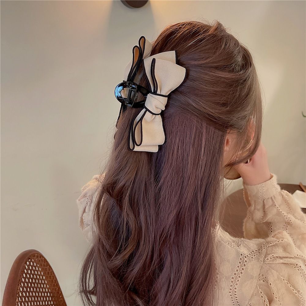 氣質復古絨面大蝴蝶結抓夾-白色