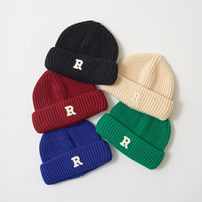 日本 b-ROOM - 秋冬定番 R徽章針織毛帽-黑 (50-52cm)