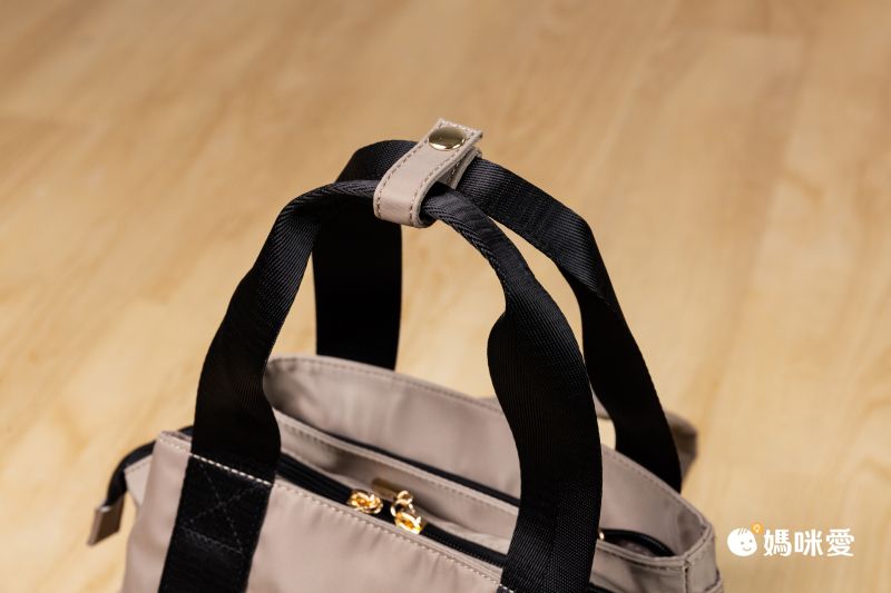 多達10個夾層！日本連線 ✈ 輕量減壓媽媽包