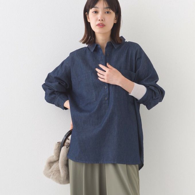 日本 OMNES - 丹寧感透氣俐落排扣長袖上衣-深藍