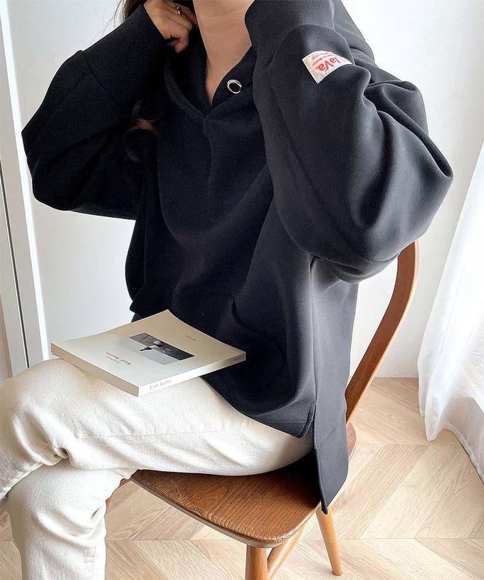 日本 Classical Elf - Java 舒適空氣棉長袖帽T-咖啡