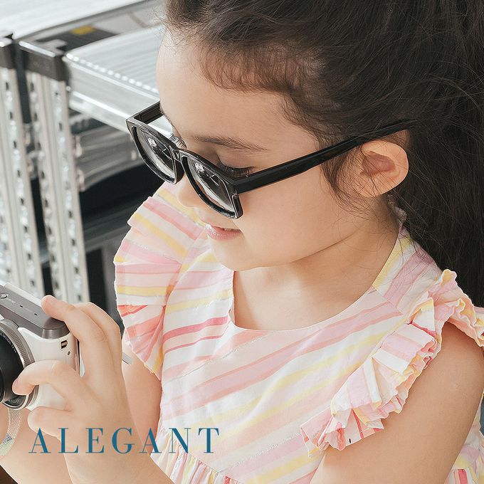 ALEGANT - 潮流率性黑中性兒童專用輕量方形彈性偏光墨鏡│UV400太陽眼鏡