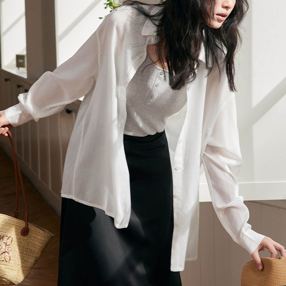 天絲亞麻微落肩防曬襯衫-雲舒白