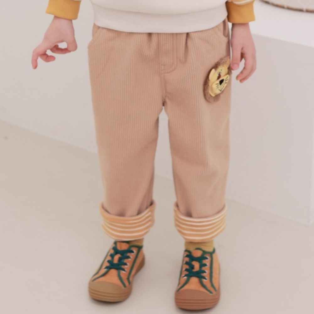 Coco rabbit 鬆緊腰條紋點綴休閒長褲-立體獅子-卡其