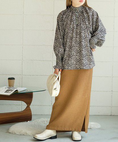 日本 Bou Jeloud - 歐風碎花澎澎袖上衣-氣質黑