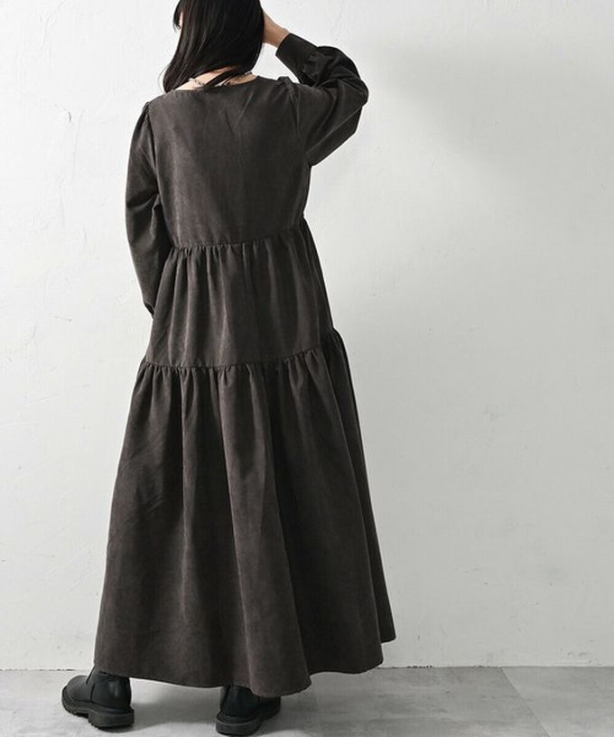 日本 ELENCARE DUE - V領拉鏈桃皮絨優美長袖洋裝-黑