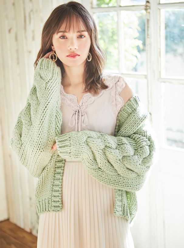 日本 GRL - 綁帶蕾絲V領無袖背心/內搭-淺杏粉