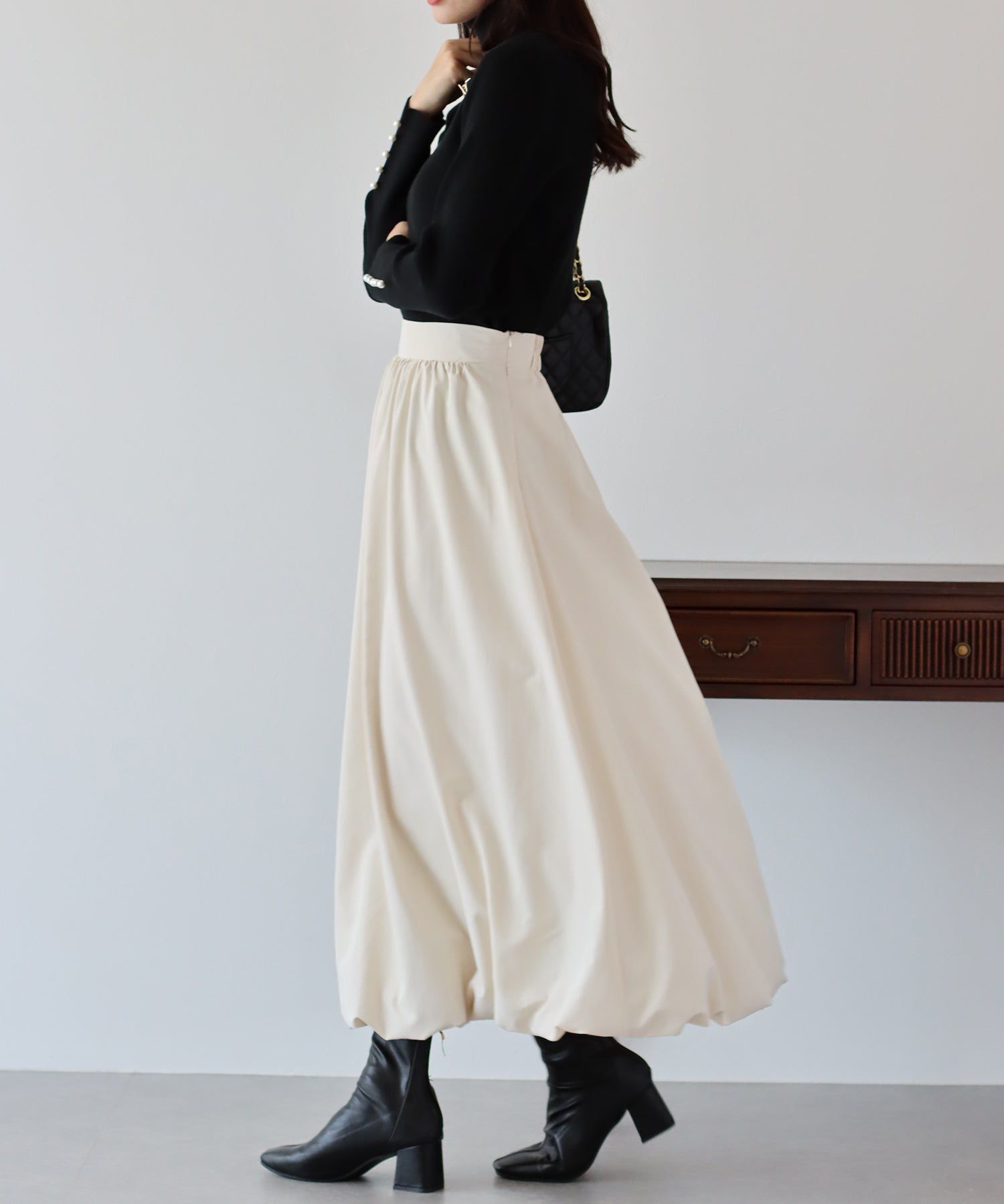 日本 BLUE EAST - 簡約時尚定番氣球裙-米杏