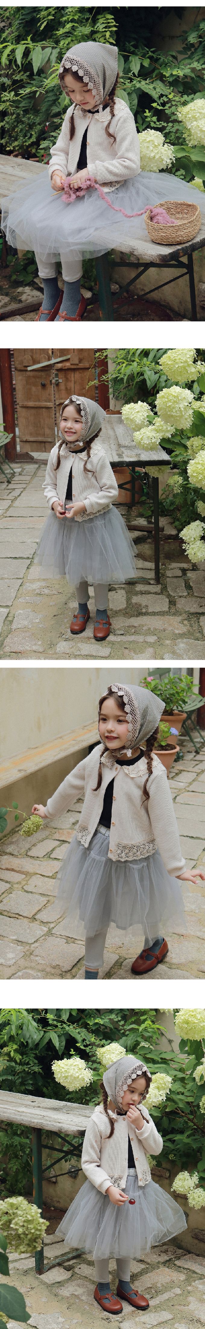 韓國 Puellaflo - 蕾絲翻領鏤空針織鈕扣外套-米白