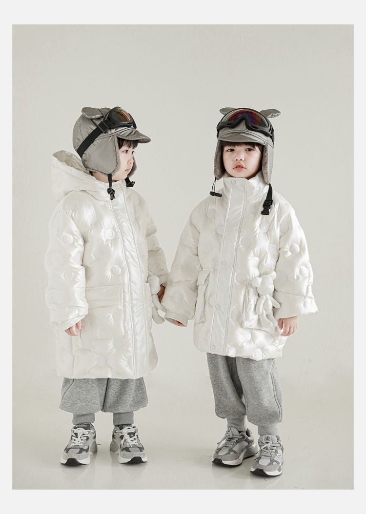 TONGMO - (90%鴨絨)可拆卸太空感立領羽絨外套-熊熊-米白色