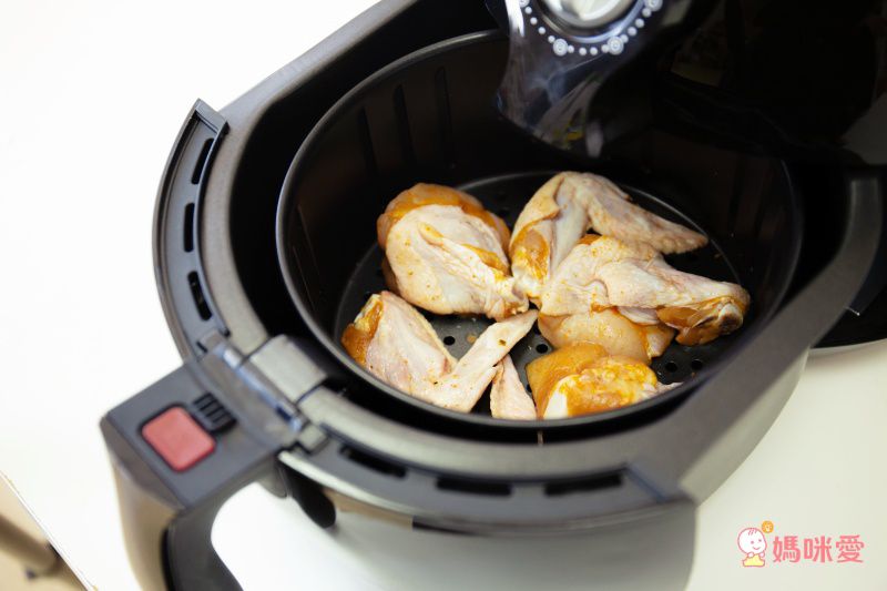 不用油炸更健康！Philo 飛樂 免油氣炸鍋