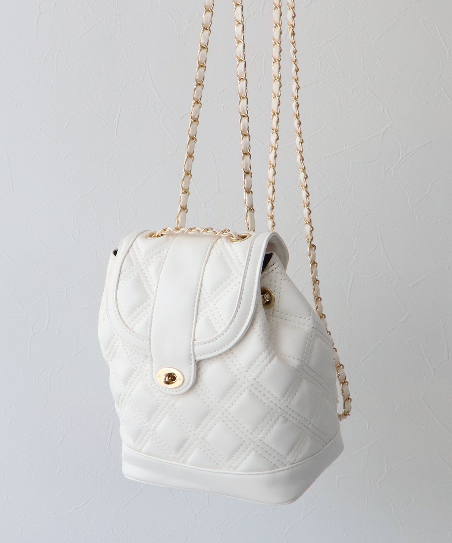 日本 BLUE EAST - 2WAY時尚金屬鍊後背小包-銀