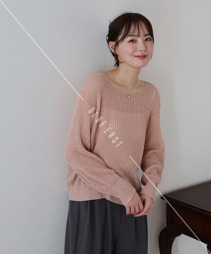 日本 BLUE EAST - 典雅船領閃爍亮片網眼針織上衣-粉紅