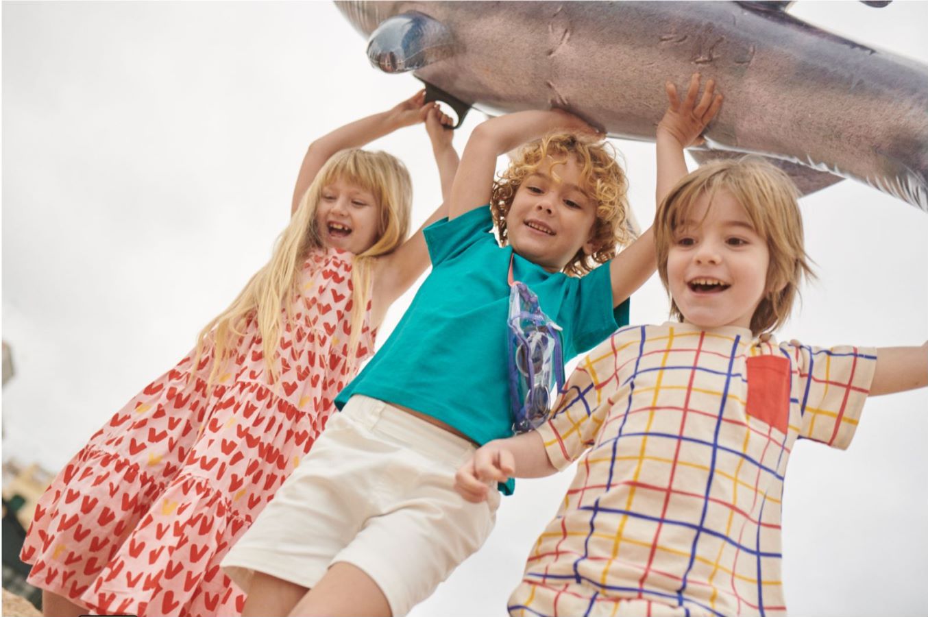 韓國 OZKIZ - (附透明包)簡約短袖上衣-紅