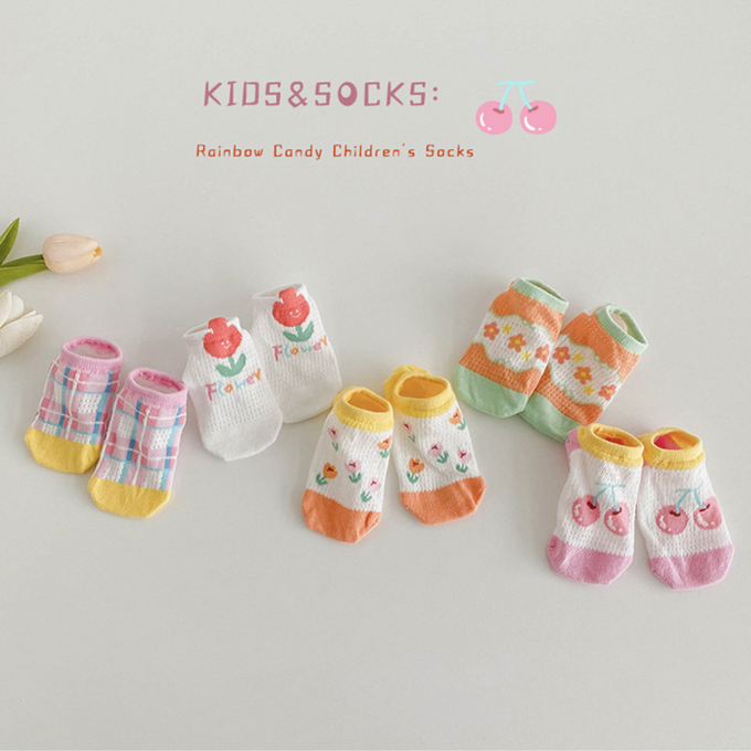 love, charlotte - 繽紛花朵櫻桃網眼隱形棉襪-5 雙一組