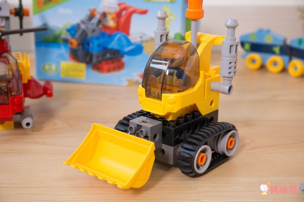 BanBao 邦寶積木 399 元↗【小月齡、大顆粒】學習積木 ✖ 轉轉動手操作