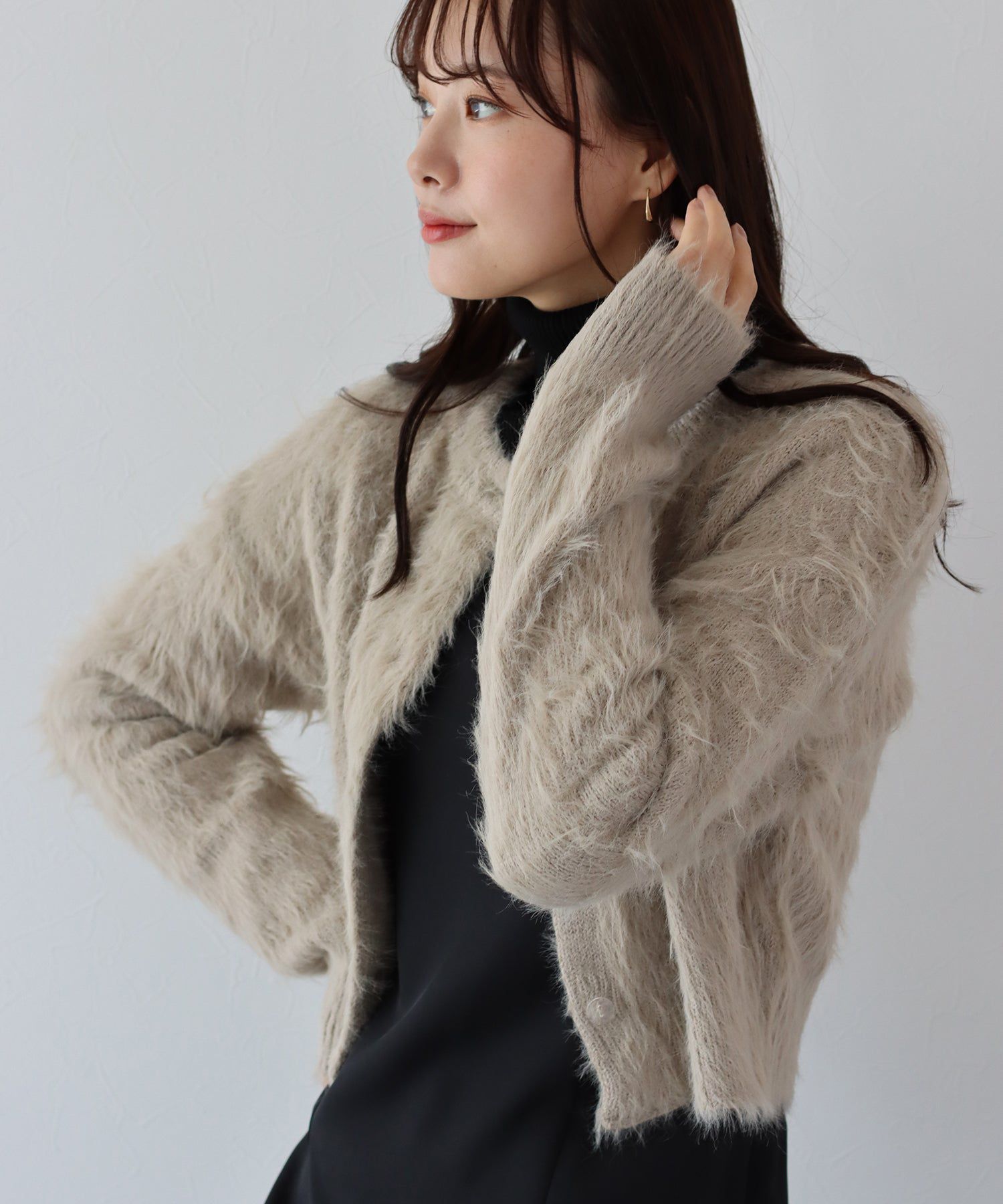 日本 BLUE EAST - 時尚毛絨感長袖外套-深灰