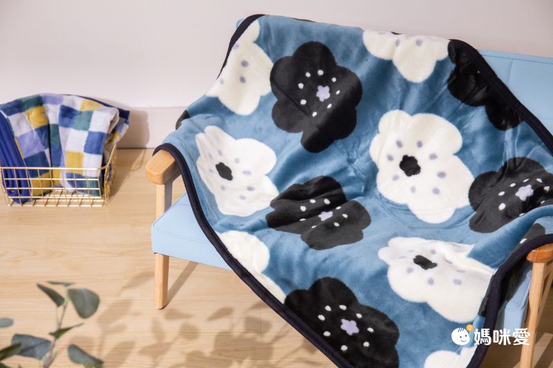 日本代購 - 【SOU·SOU】日本製質感保暖毛毯-黑白花 (70x100cm)