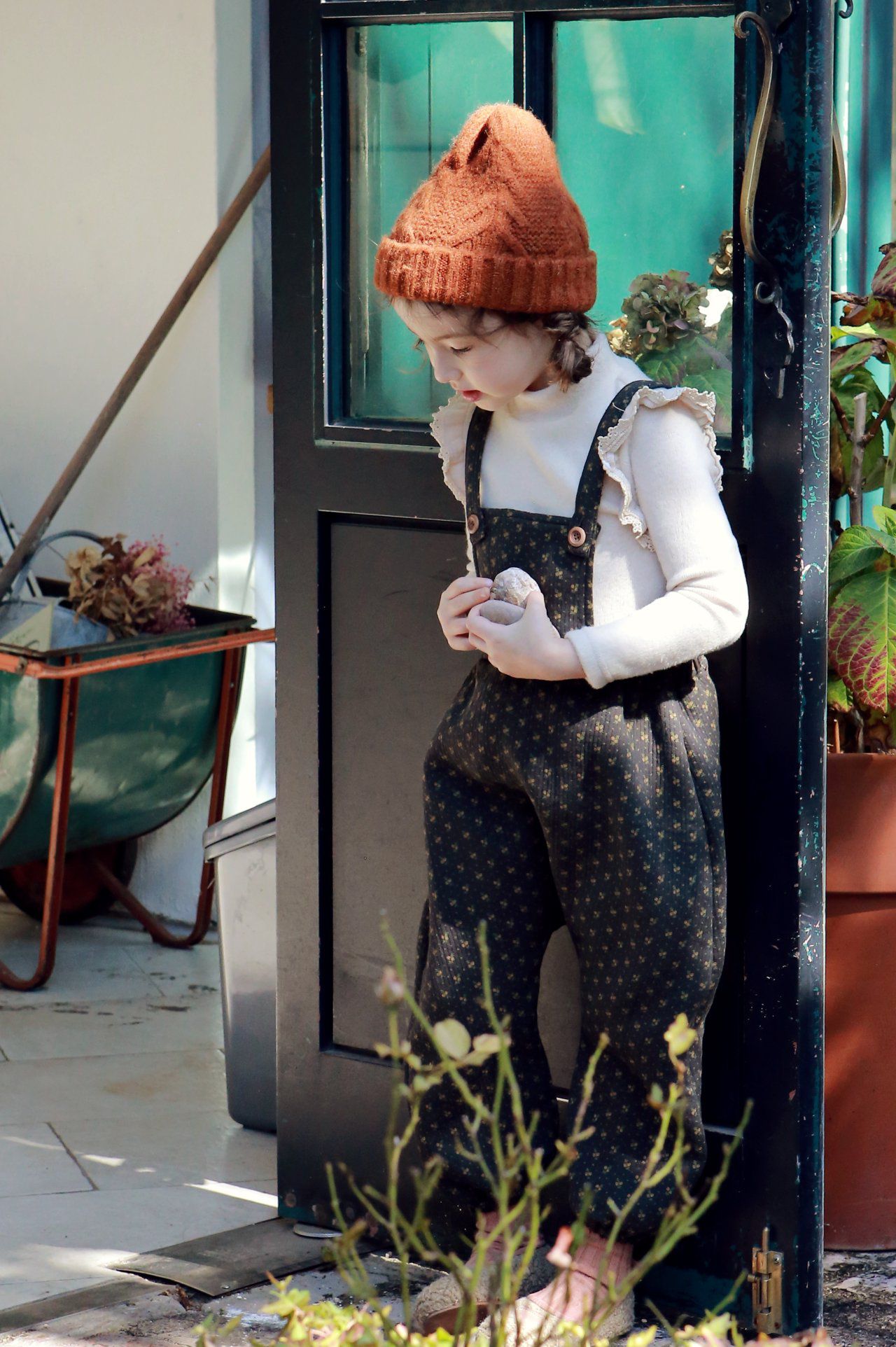 韓國 PuellaFLO - 倒V針織毛帽-杏