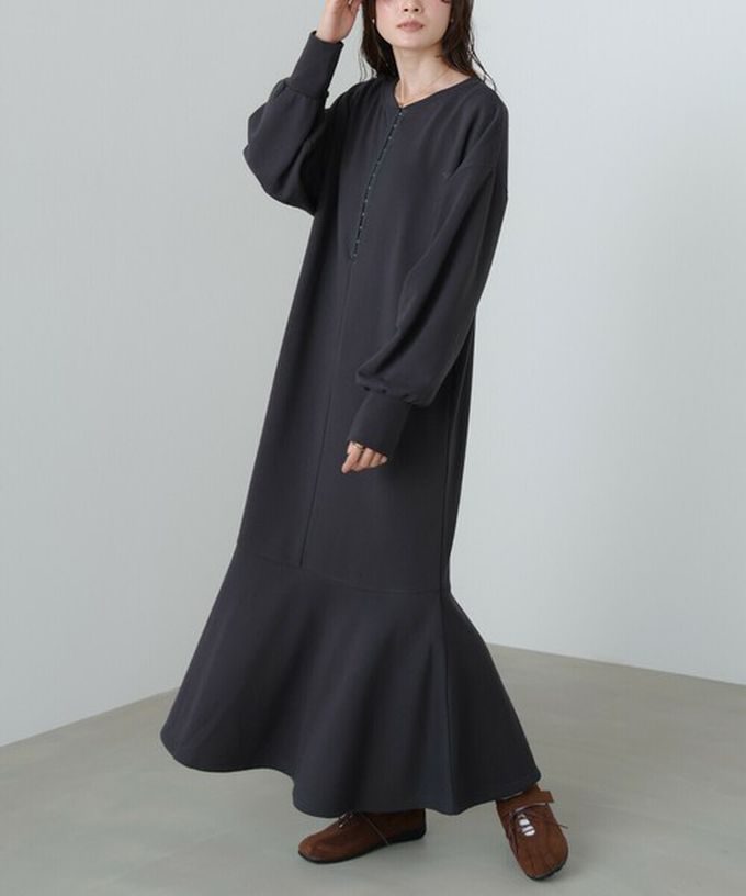 日本 Bab - 前後2way魚尾下擺休閒印花長袖洋裝-海軍藍