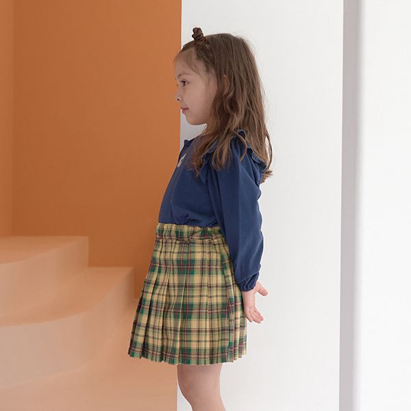 日本 Lycee mine - 閃耀印花肩部摺邊長袖上衣-草莓-象牙白