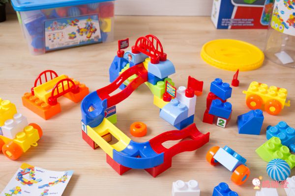 3 in 1 益智積木學習桌 ✖ 軌道滾球積木【獨家現省優惠】↗