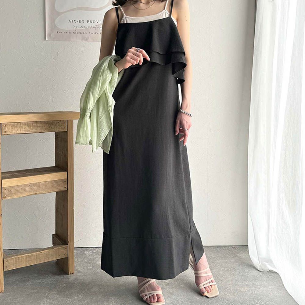 雙層荷葉可愛感細肩帶洋裝-黑