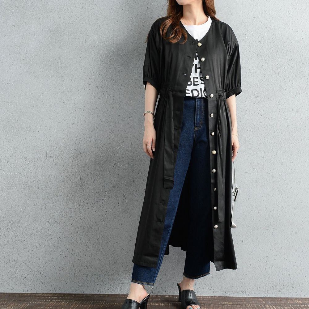 日本 ELENCARE DUE - 優雅V領腰間綁帶排釦五分袖洋裝/罩衫-黑
