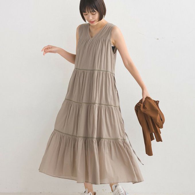 日本 OMNES - 100%印度棉 巴里紗分層V領無袖洋裝-咖啡