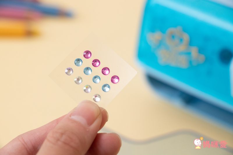 日本文具 SONIC - 自動停止電動安全削鉛筆機(3種筆芯)-可愛版-粉紅