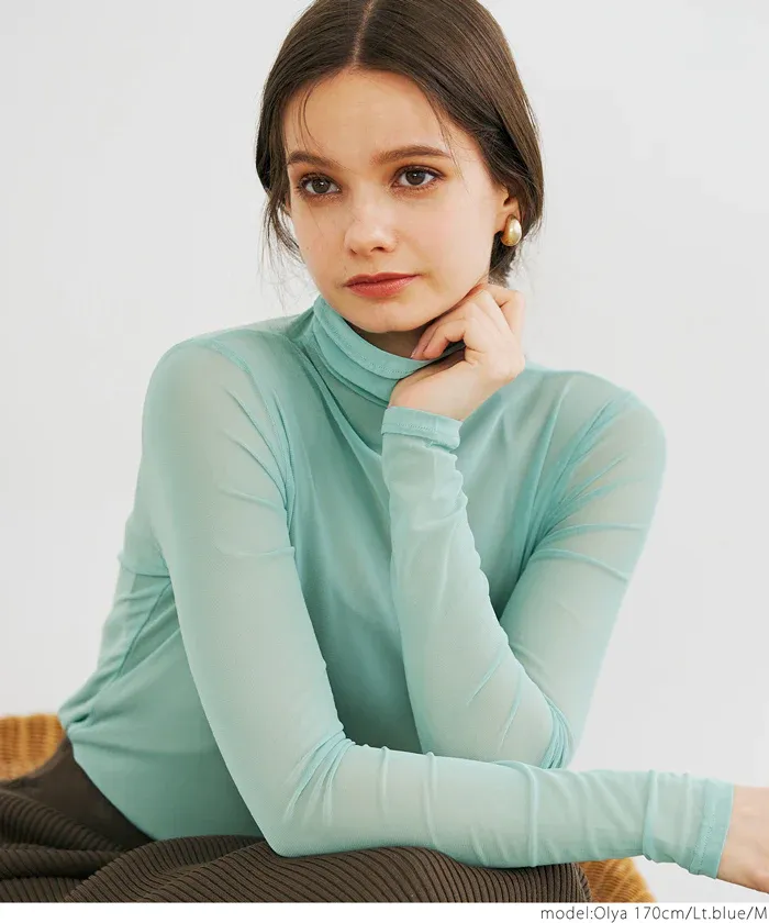 日本 COCA - 微透膚立領長袖上衣/內搭-深可可