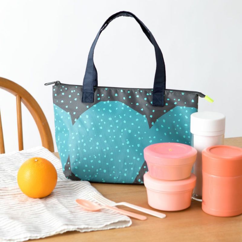 日本 IROHA - 野餐趣拉鍊式保溫保冷購物袋/便當袋(容量1.5L/耐重5KG)-波浪 (31x20x12cm)