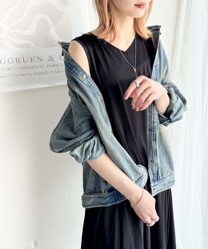 日本 Classical Elf - 前後2way領微光澤無袖洋裝-卡其棕