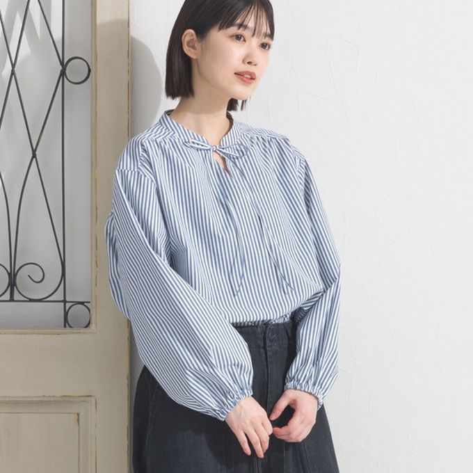 日本 OMNES - 柔滑科技棉 俐落感綁帶澎袖上衣-黑