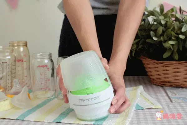 英國 MTRON 4分鐘紫外線奶瓶消毒器