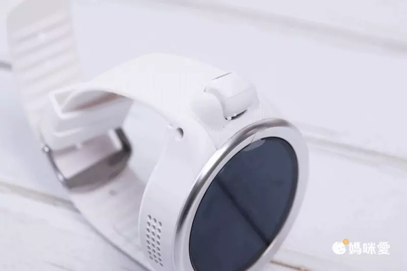 FENNEC - 小狐狸兒童智慧手錶-派對白