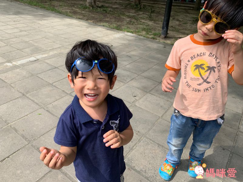 【法國 KiETLA 幼兒太陽眼鏡】2019最新流行空軍、透明款登場！