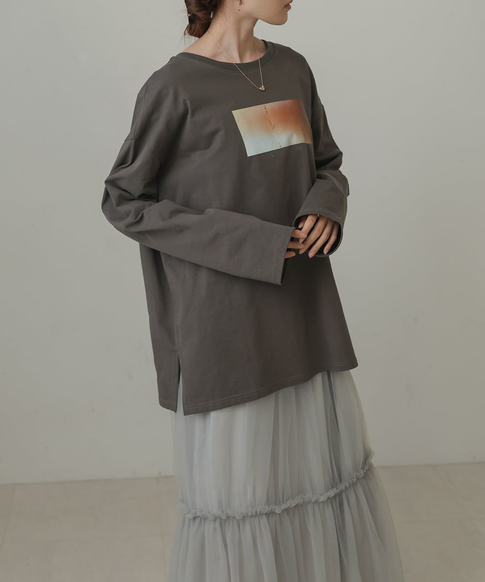 日本 Bab - 100%棉 寬鬆落肩印花長T-深灰