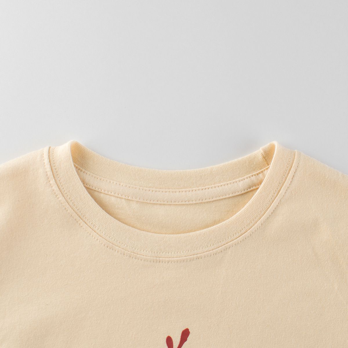 (大童)純棉圓領薄長袖上衣-櫻桃-杏色