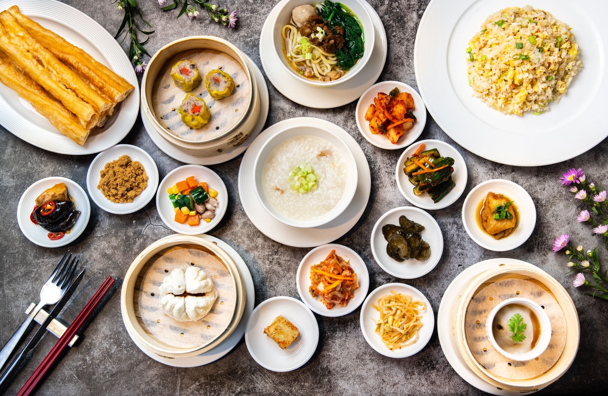 2大2小★暑假不加價【台北君悅】一泊二食豪華度假之旅