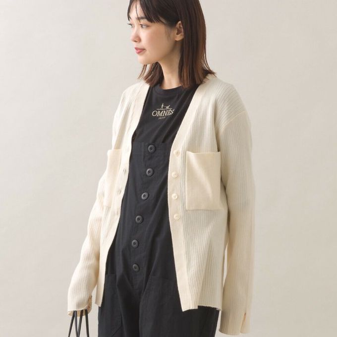 日本 OMNES - 都會感V領排扣混嫘縈針織外套-可可棕