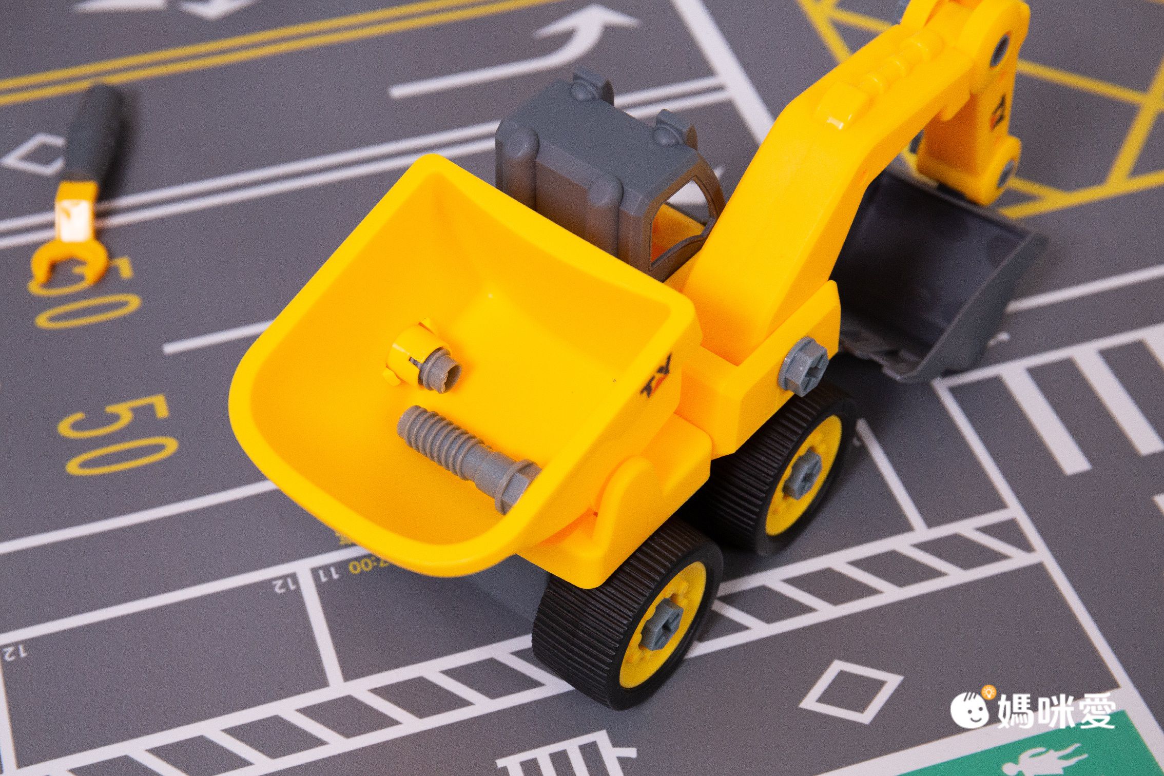 DIY組裝車車【小小家】手提貨櫃車家家酒Ｘ工程車