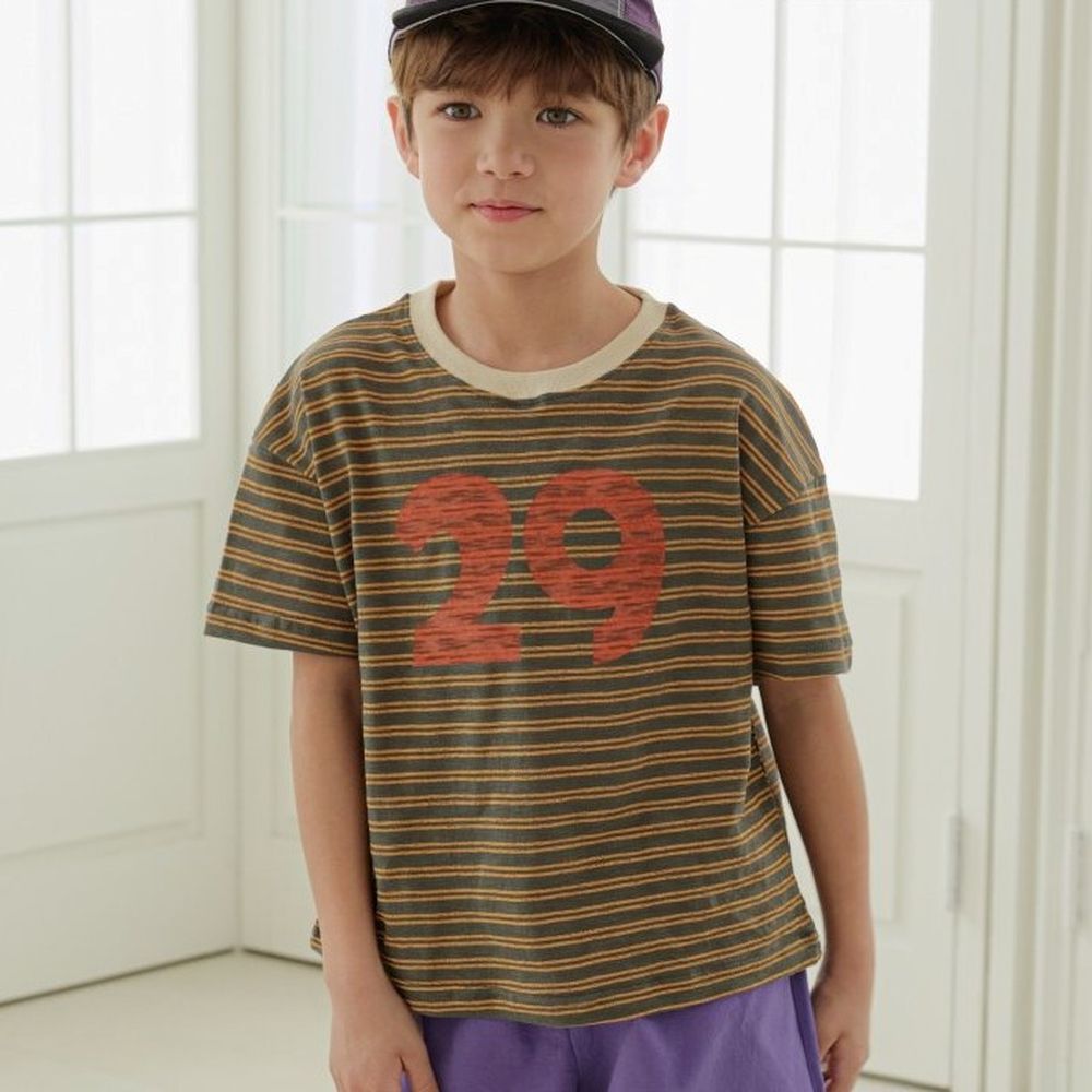 ERINJ 撞色條紋數字點綴短袖上衣-深灰X橘黃