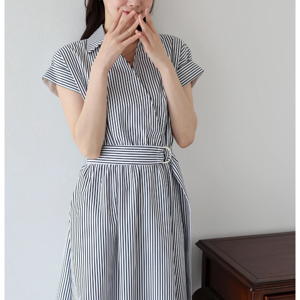 俐落領腰綁帶法式袖顯瘦洋裝-條紋-黑白 (M)