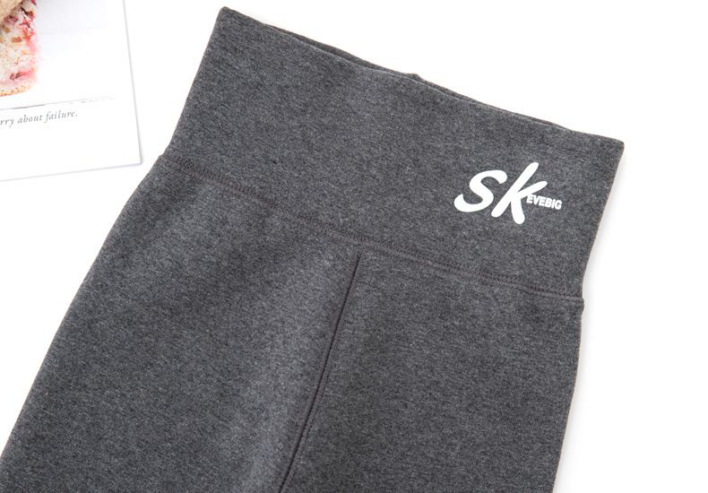 FANMOU - 加厚加絨高腰護肚內搭褲-英文字母SK-黑色