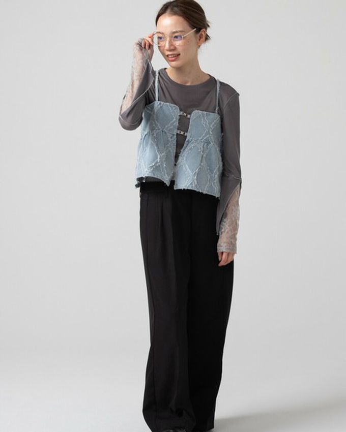日本 gleam - 薄透合身蕾絲拼接長袖上衣-黑