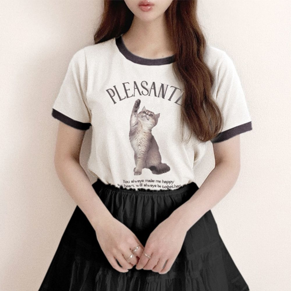 淘氣貓咪印花滾邊短袖上衣-白 (F)