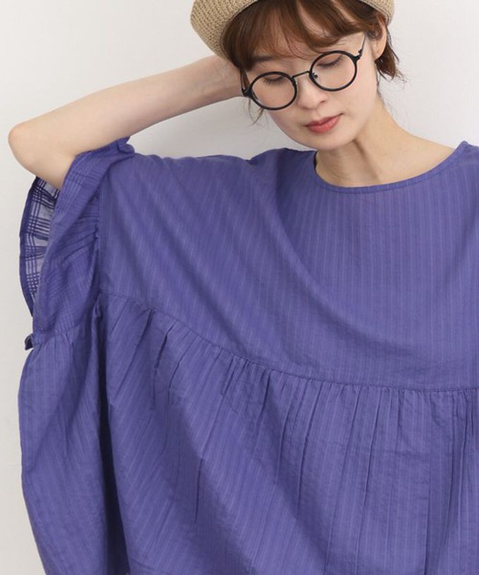 日本 Lupilien - 印度棉 緹花拼接感喇叭短袖上衣-藍紫