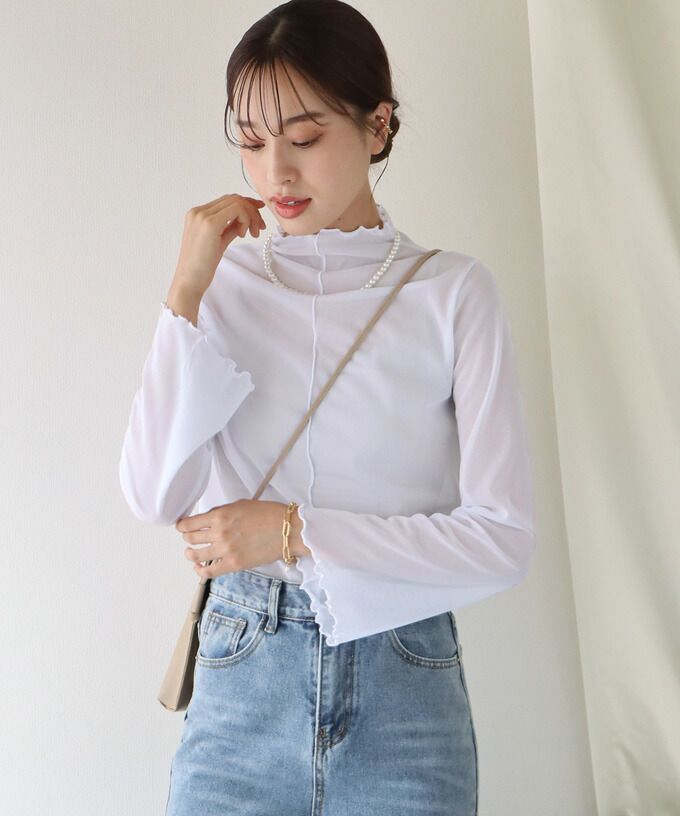 日本 BLUE EAST - 百搭木耳捲邊長袖上衣-白杏