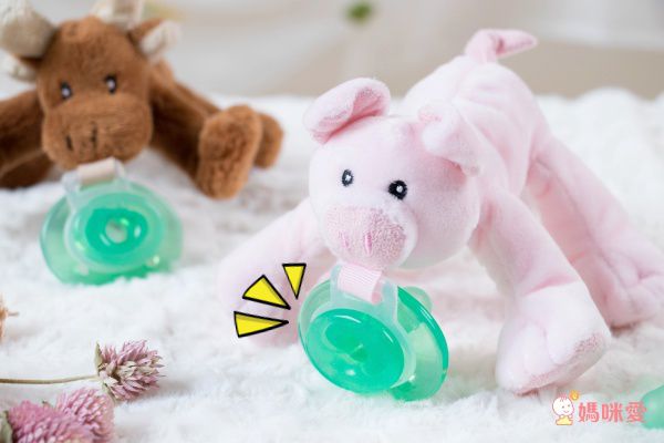 美國 nookums - 寶寶 可愛造型 安撫奶嘴 / 玩偶-(搖鈴款) - 小狐狸